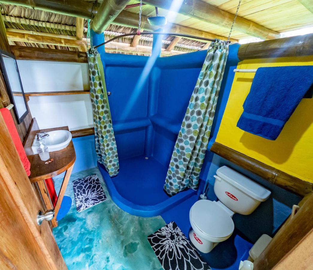 Maracumbo Lodge Mompiche Ngoại thất bức ảnh