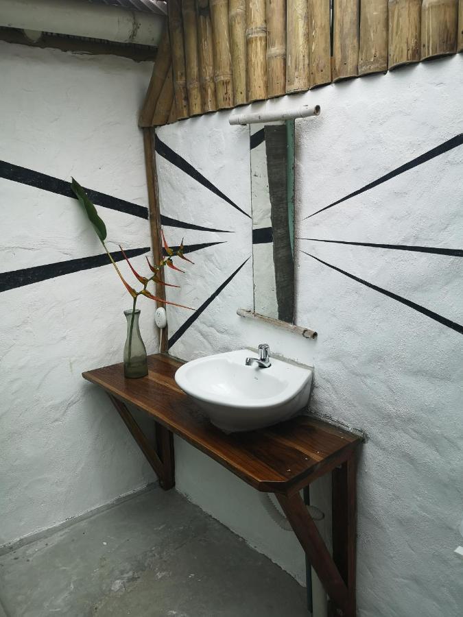 Maracumbo Lodge Mompiche Ngoại thất bức ảnh