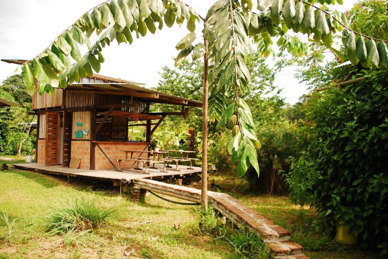 Maracumbo Lodge Mompiche Ngoại thất bức ảnh