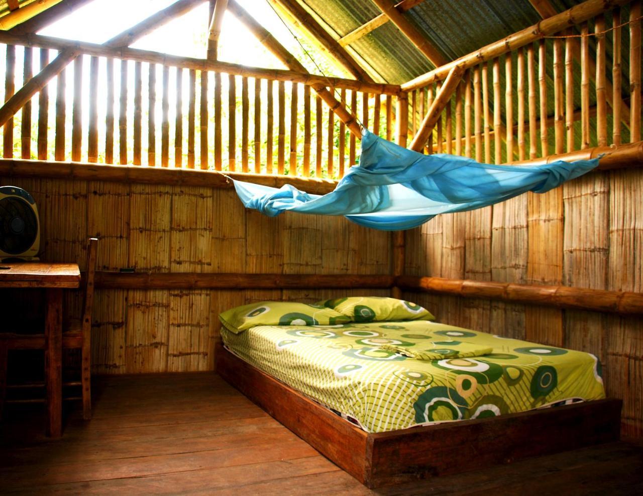 Maracumbo Lodge Mompiche Ngoại thất bức ảnh