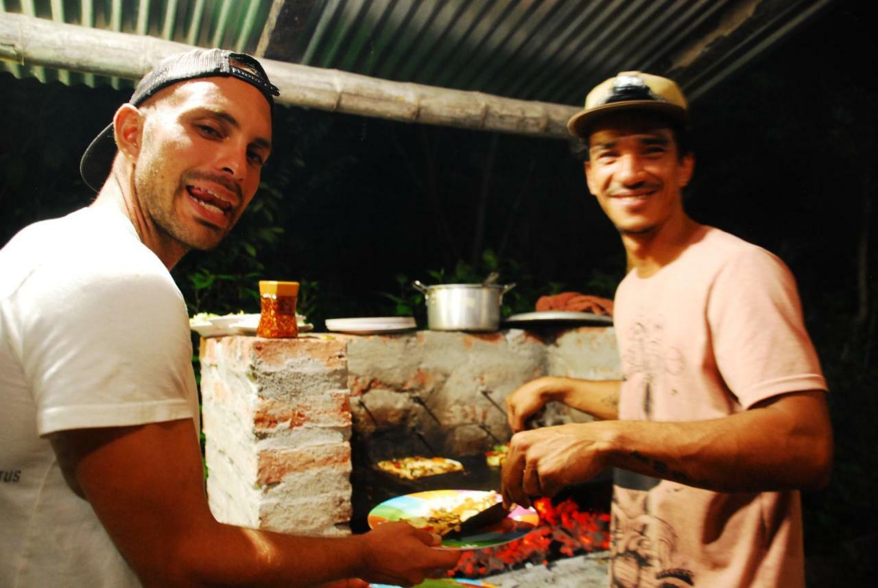 Maracumbo Lodge Mompiche Ngoại thất bức ảnh
